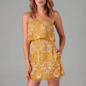 NWOT BCBGMAXAZRIA Runway Samantha Tiered dress